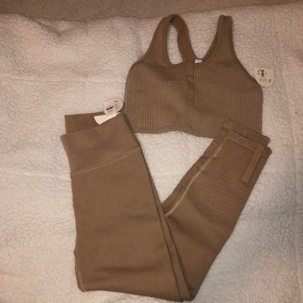 LOUNGE SET FROM AERIE